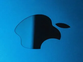 Apple loses key AI leader to Meta