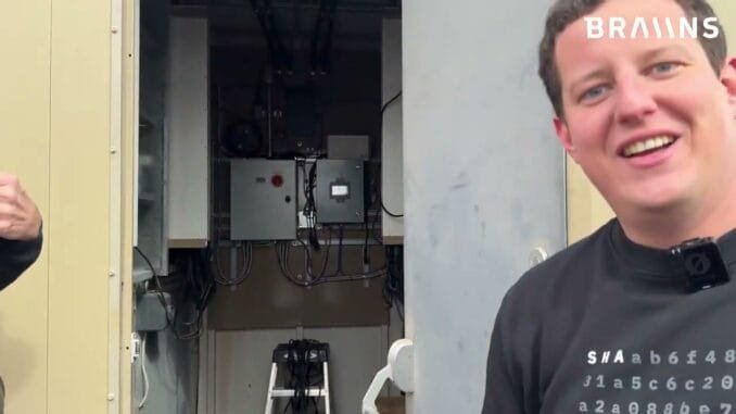 Bitcoin Mining in Texas Oil Fields — Outpacing Altcoin Profits in 2025