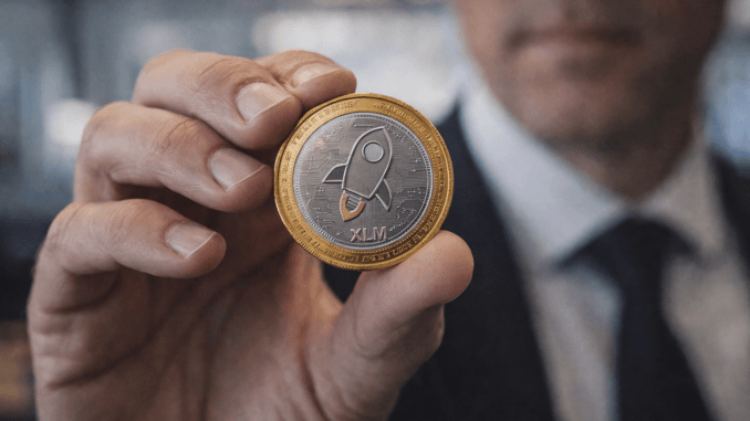 Mixed market signals leave XLM at key technical levels Mixed market signals leave XLM at key technical levels